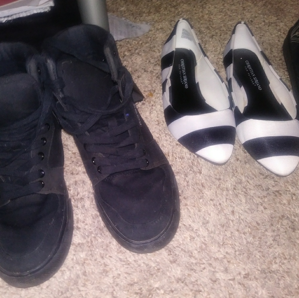 Shoes - Picture 3 of 5